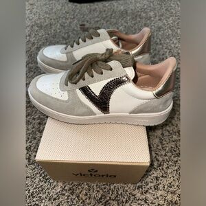 victoria size 37 sneakers
